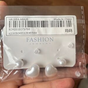 1 pair elegant heart design earrings with artificial pearl decoration